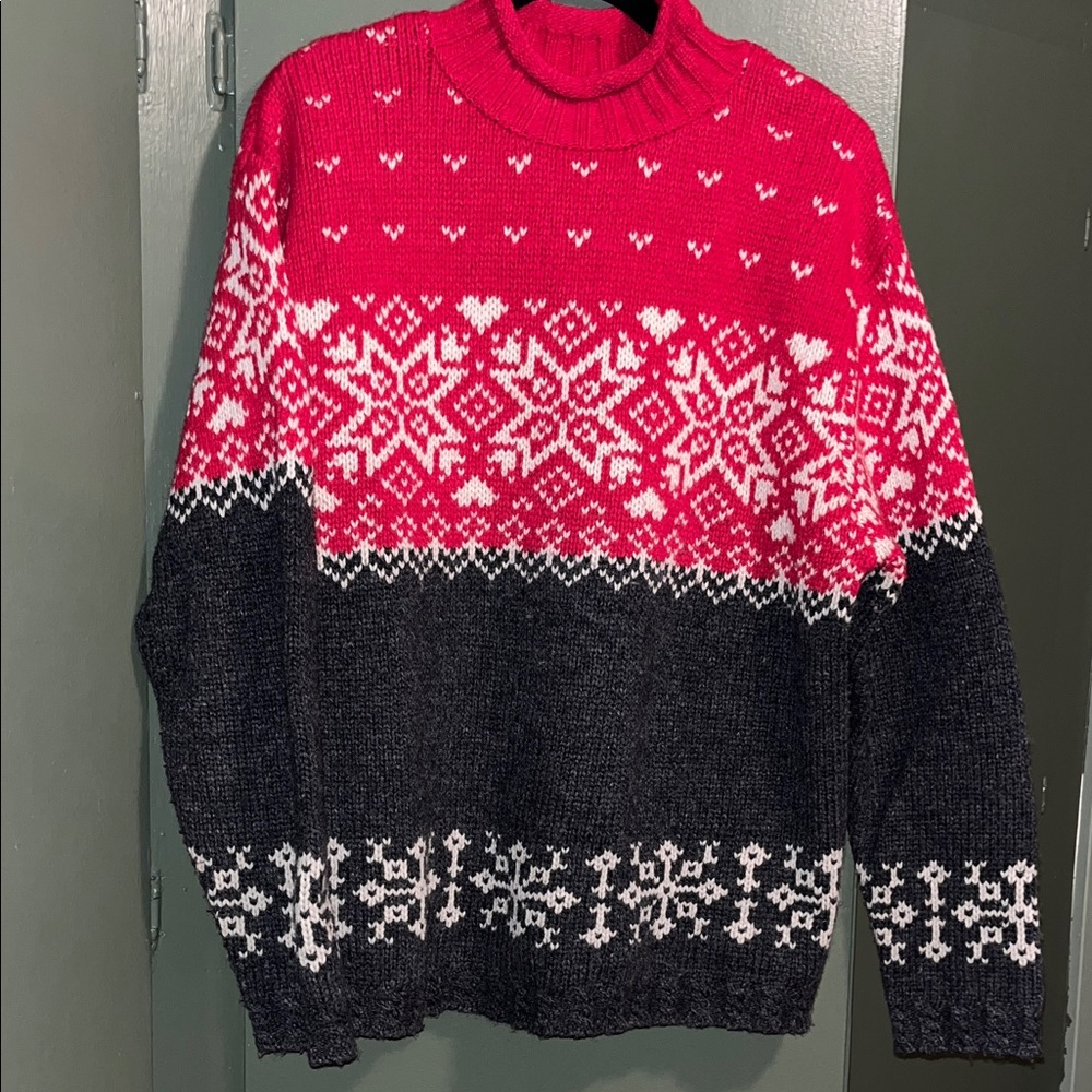 Sonoma Jean Company Wool blend Red and Black Crewneck Sweater